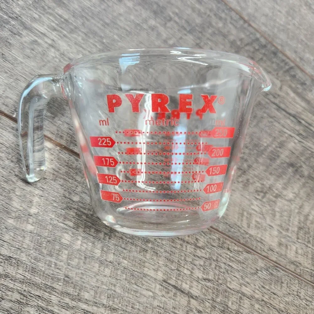 Vintage Pyrex 1 Cup Measuring Cup Bold PYREX Front Print Microwavable USA